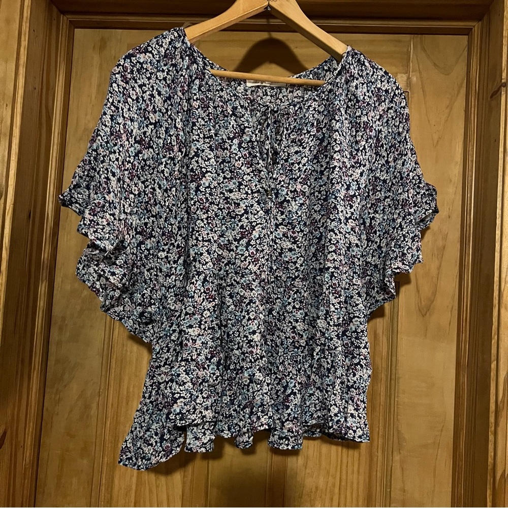 Flowy short sleeve Rewind Blouse